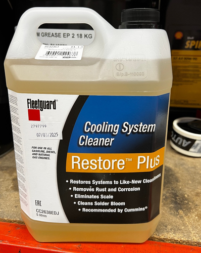 Fleetguard Restore Plus Cooling System Cleaner - CC2638